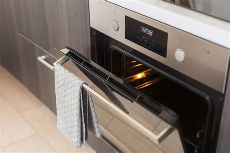ge gas range oven keeps shutting off